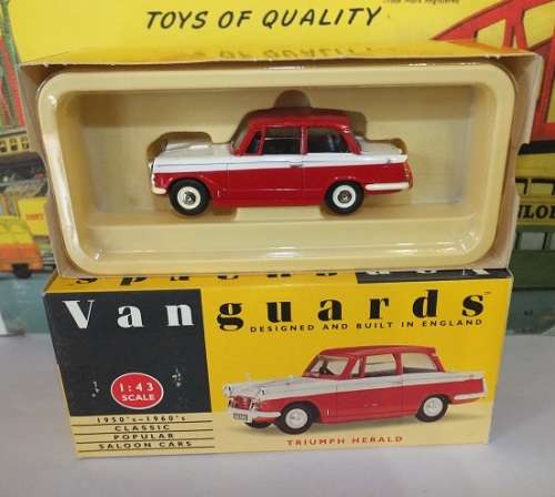 Lledo Vanguards Triumph Herald in Red & White. VA5007 MIB RARE.