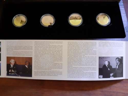 S A Nobel Laureate GOLD PROOFSET 4 x 1/4 Ounce GOLD Medallions **1 ounce gold**