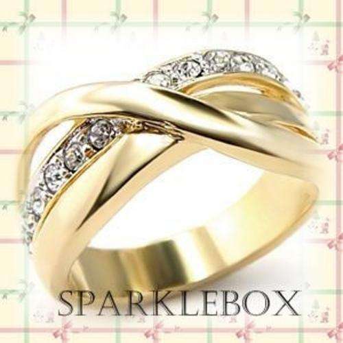 ***CLASSY SWAROVSKI CRYSTAL BAND RING*** SIZE 6