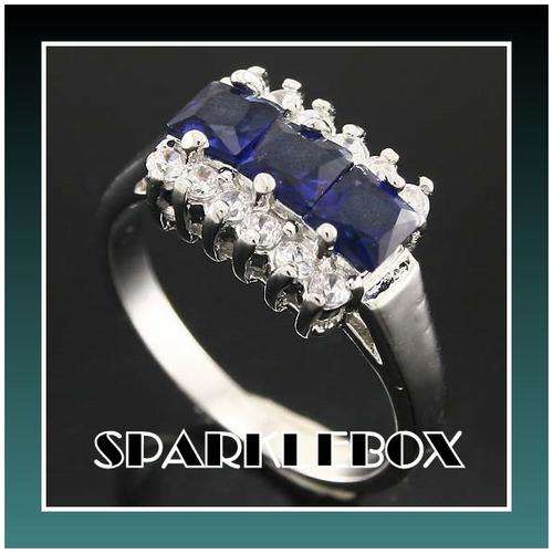 ***DAZZLING CZ(zircon) Lady Ring with Sapphire Blue Accent Stones*** SIZE 6