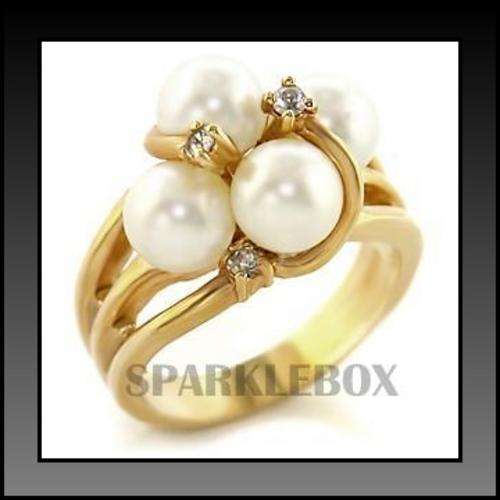 ***R50 STARTING PRICE***VINTAGE Style Synthetic White Pearl Prong Setting Ring**SIZE 9
