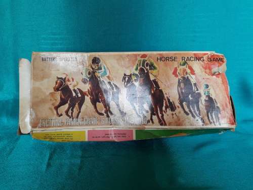 Vintage horse racing game
