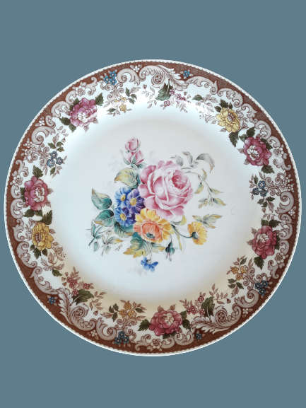 A pair of large beautiful decorative plates