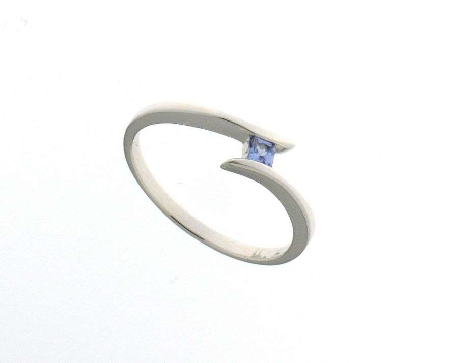 ***R 799***9ct White Gold Princess Cut Tanzanite Ring