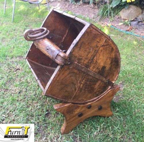 Antique Water-well BUCKET with stand - Oak & Metal - UNIQUE Africana - Great Condition