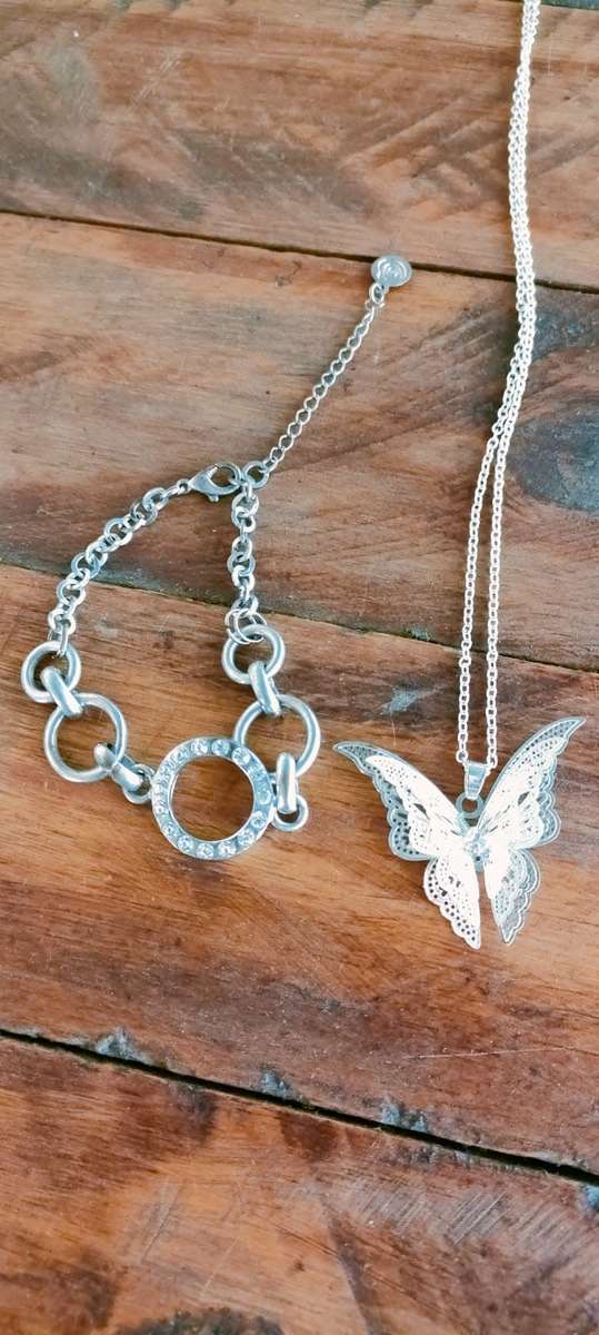 COMBO Set - Necklace and Bracelet!