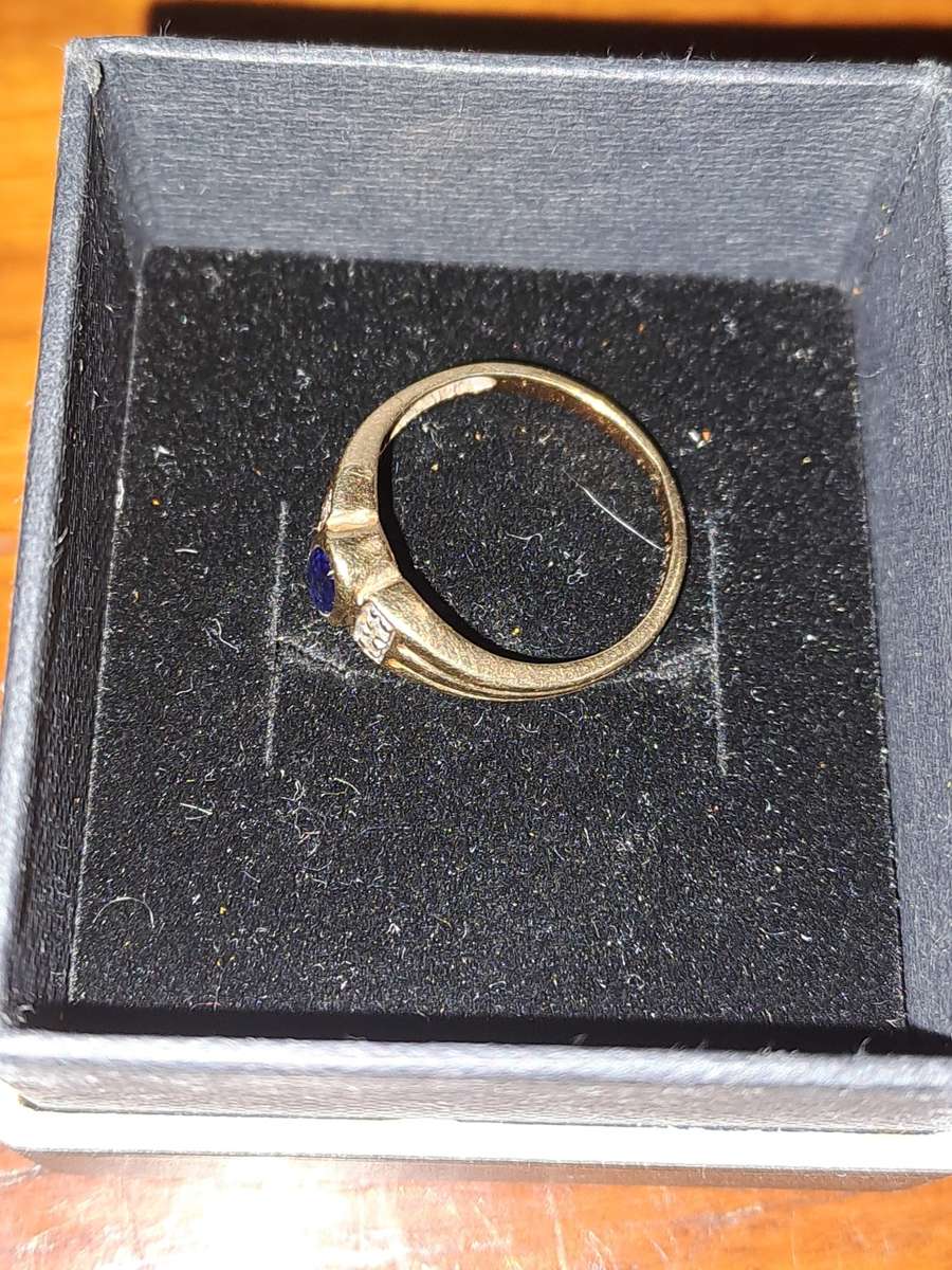 9ct Gold Ring with Natural Diamonds and Blue Stone