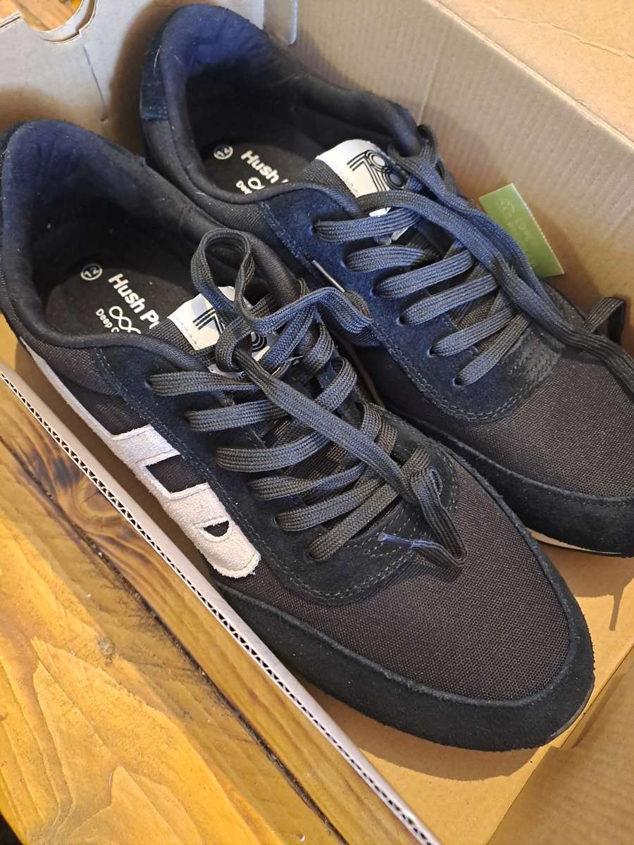 Hush Puppies - Brand New Size 12