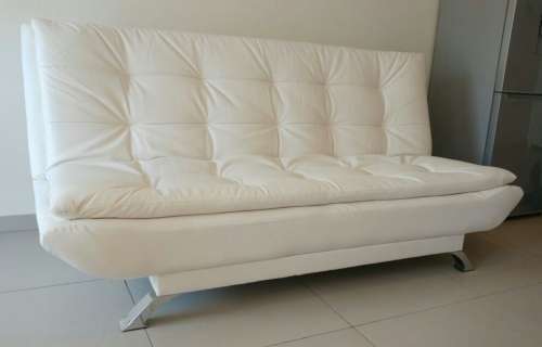 BARGAIN Leather Sleeper Couches!