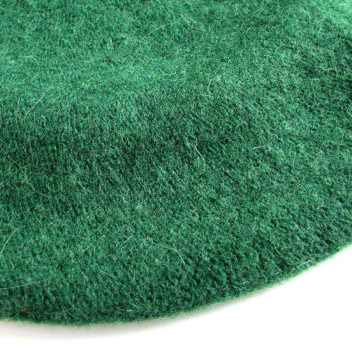 Beret Hat for Women Trendy French Style Artist Hats Solid Color Beanie Caps Warm in black,red, green