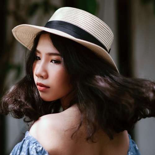 (FREE SHIPPING) Summer Women's Bling Golden Fashion Straw Hat Solid Pattern For Adult women