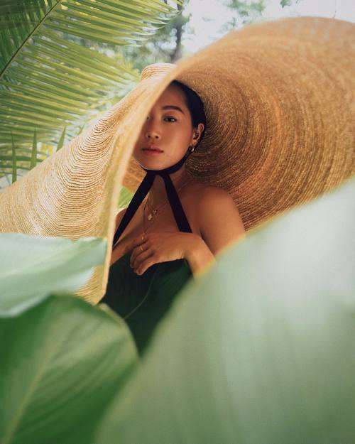 Giant sun hat deals