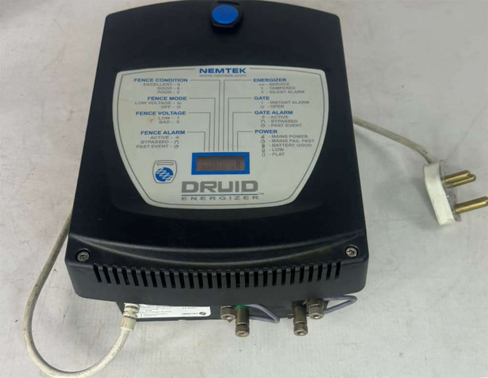 Nemtek Druid 15 LCD - Refurbished - Energizer