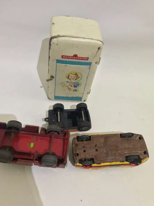 Collection of vintage tin toys