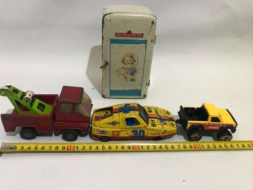 Collection of vintage tin toys
