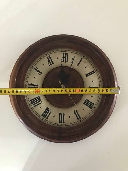 BEAUTIFUL WOODEN CLOCK