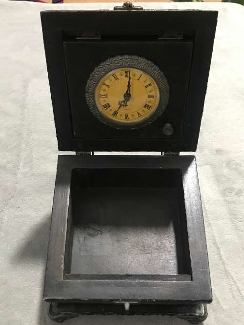 Wood jewellery box***