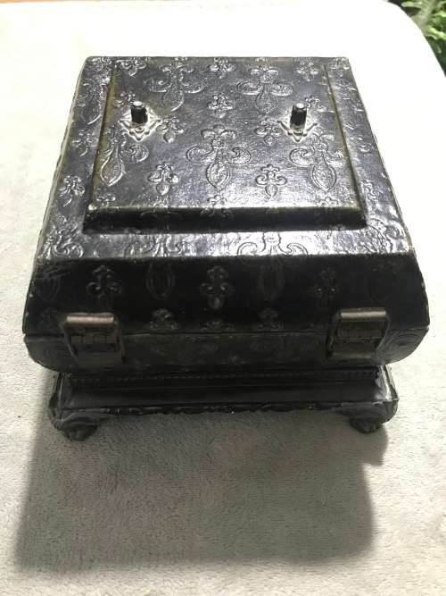 Wood jewellery box***