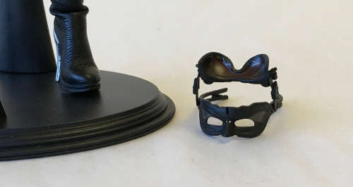 Sixth Scale Kit-bash Figure of Anne Hathaway`s Selina Kyle (Catwoman) with Batman`s Cowl