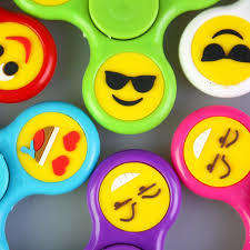 SMILEY GLO IN THE DARK HAND FIDGET SPINNER - NEWEST CRAZE IN SOUTH AFRICA FOR KIDS AND ADULTS