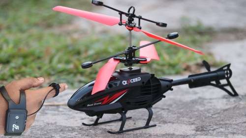 HELICOPTER - Hand Controlled Induction Flight - Wireless Remote !!! Great for the Kids !!!