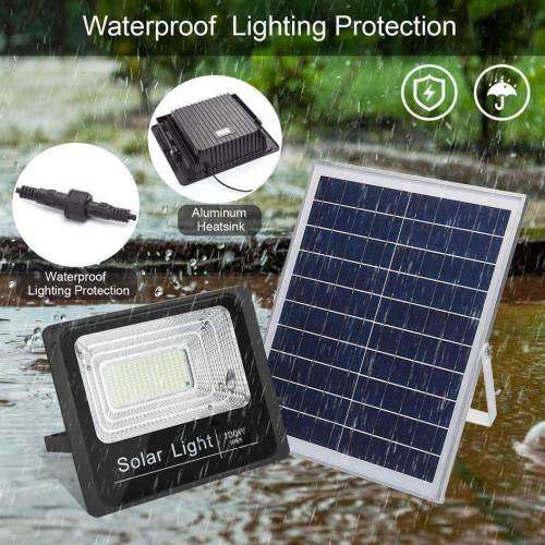 100W Solar Flood Light with Panel and remote included