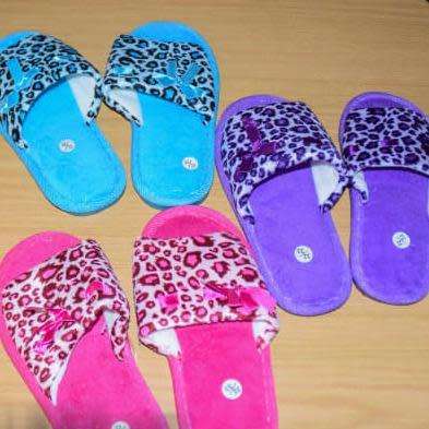 ALL FOR ONE BID - 3 PAIRS - Girls Open Toe Slippers