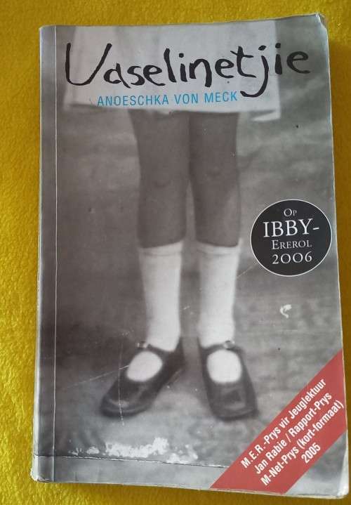 Vaselinetjie by Anoeschka Von Meck