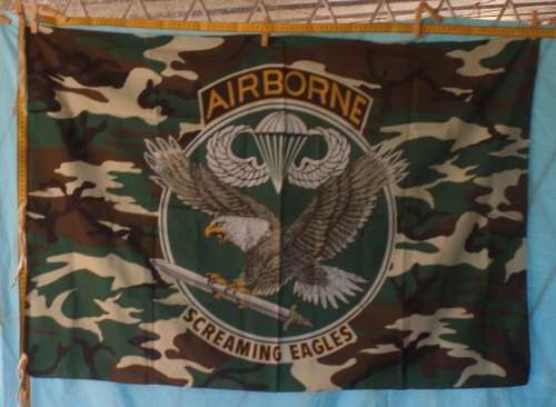 Flag/Poster  ::101ST Airborne Division "Screaming Eagles"  108 x 75   Polyester flag