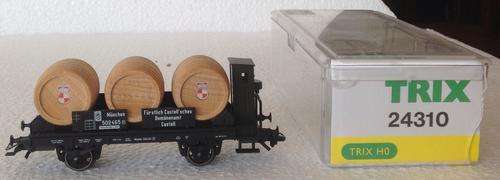 Trix HO Barrel wagon 24310