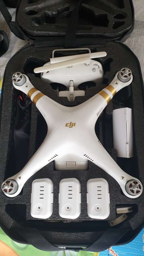 DJI Phantom 3 Professional 4K