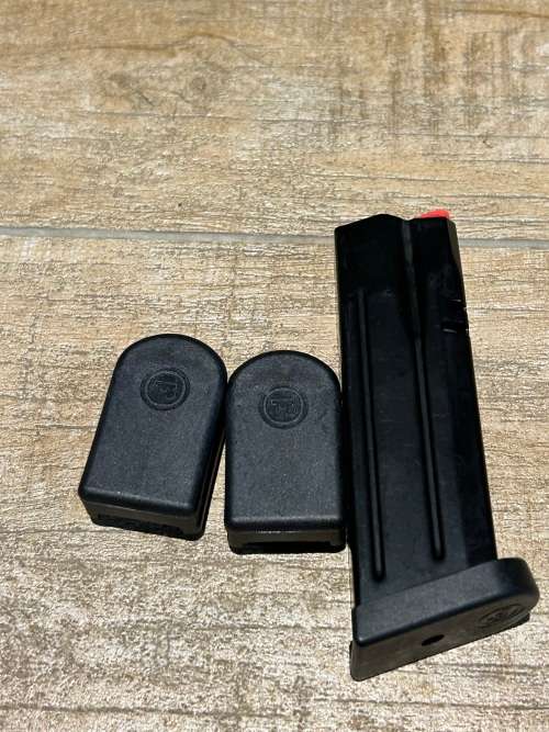 CZ P10 C accessories 2 Holsters, 1 Magazine