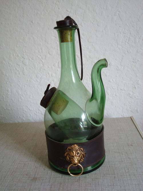 WINE DECANTER