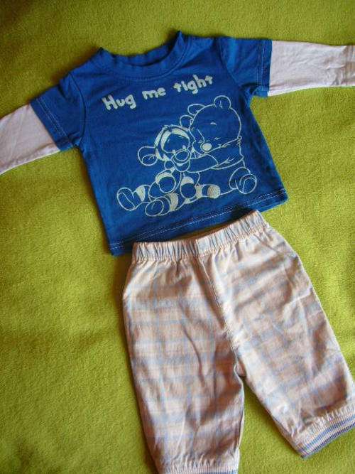 **** Cute Baby Boy Winnie the Pooh T-Shirt plus Pants Size 3-6 Months ****
