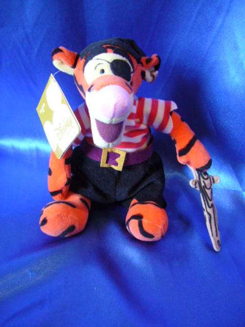 **** Brand New Genuine Disney Bean Bag Plush Toy - Winnie the Pooh's Tigger Pirate Soft Toy ****