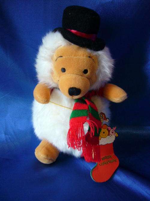 **** Brand New Genuine Disney Bean Bag Plush Toy - Winnie the Pooh Snowman Soft Toy ****