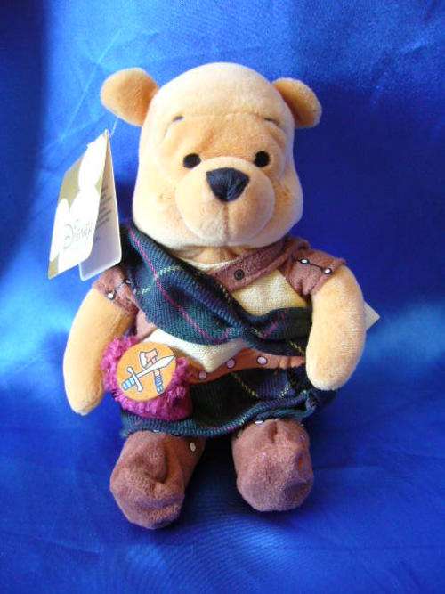 **** Brand New Genuine Disney Bean Bag Plush Toy - Scottish Winnie the Pooh Soft Toy ****