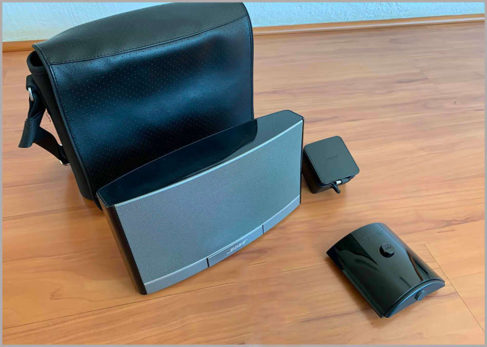 Bose SoundDock Portable 30-Pin iPod/iPhone Speaker Dock - as new