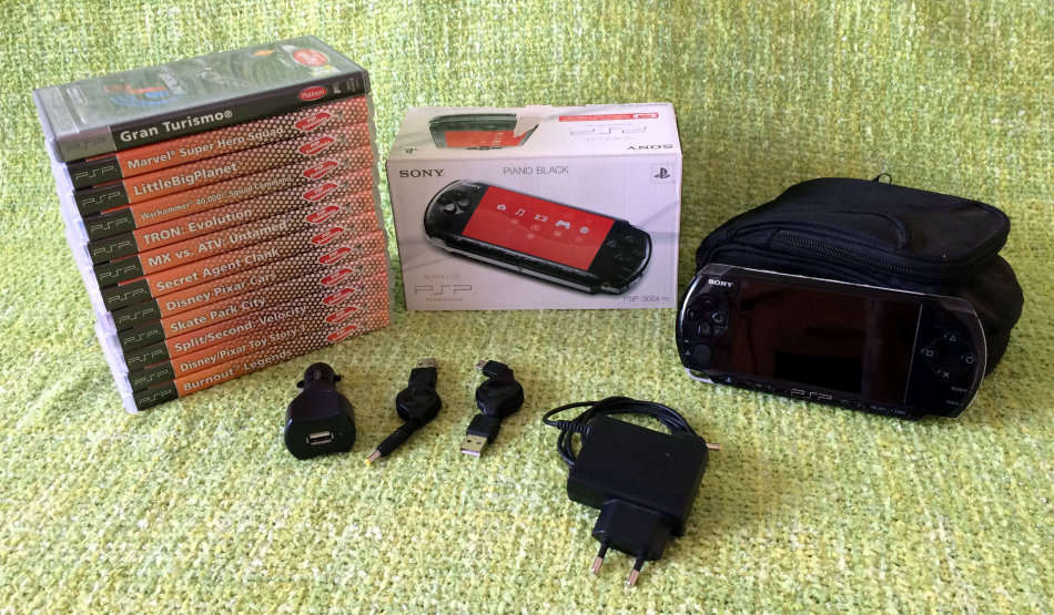 PSP 3004 SLIM Bundle