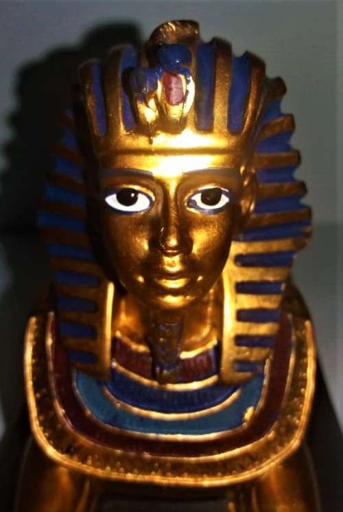 King Tut Sphinx - Amazing Detail - Made from Stone Resin - New with felt base 11 cm