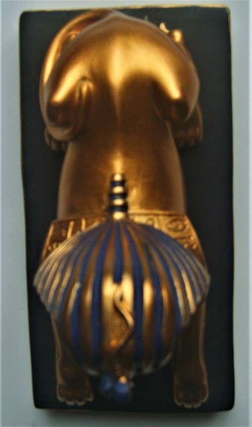 King Tut Sphinx - Amazing Detail - Made from Stone Resin - New with felt base 11 cm
