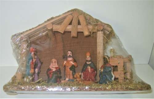 NATIVITY SCENE MANGER, BABY JESUS, VIRGIN MARY, ST. JOSEPH, MAGGI, SHEPHERD - STONE RESIN FIGURINES