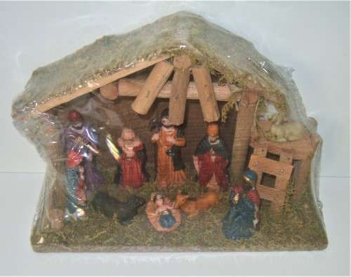 NATIVITY SCENE MANGER, BABY JESUS, VIRGIN MARY, ST. JOSEPH, MAGGI, SHEPHERD - STONE RESIN FIGURINES