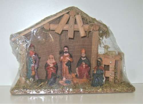 NATIVITY SCENE MANGER, BABY JESUS, VIRGIN MARY, ST. JOSEPH, MAGGI, SHEPHERD - STONE RESIN FIGURINES