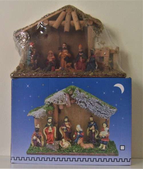 NATIVITY SCENE MANGER, BABY JESUS, VIRGIN MARY, ST. JOSEPH, MAGGI, SHEPHERD - STONE RESIN FIGURINES
