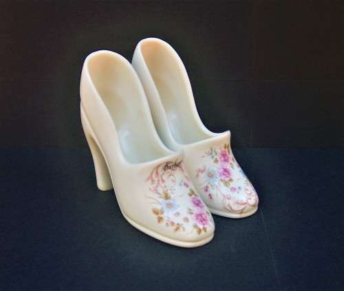 SIGNED VINTAGE PORCELAIN HIGH HEELED SHOES - CRESCENT POTTERIES - SIGNED "F 224"