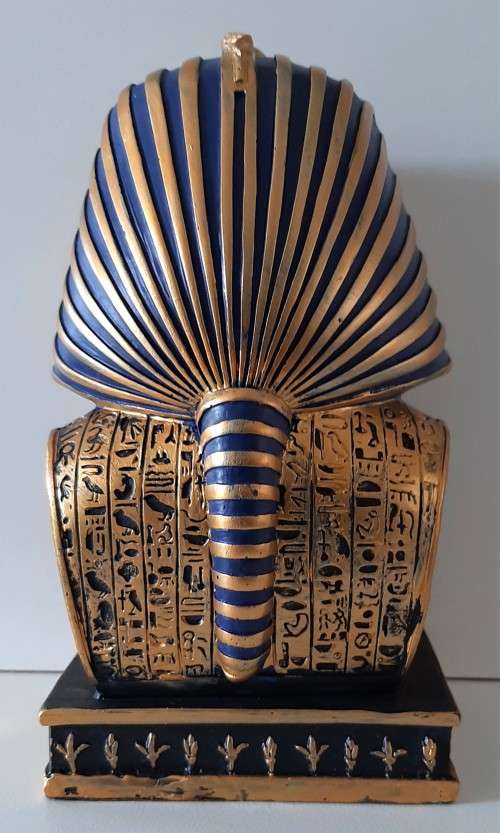 PHARAOH TUTANKHAMUN BUST MADE FROM STONE RESIN HAND FINISHED / PAINTED 18.2 cm