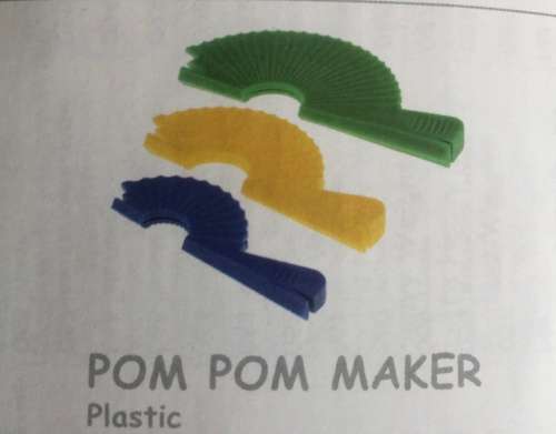 Pom Pom Maker Set Plastic