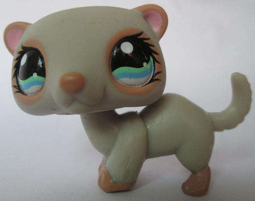 Littlest Petshop - Grey Ferret