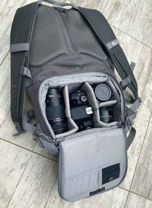 Canon EOS 700D KIT with 3  lenses